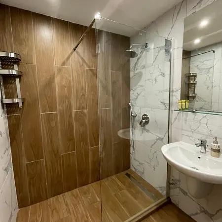 Gardens - E 27 Apart-hotel 3*