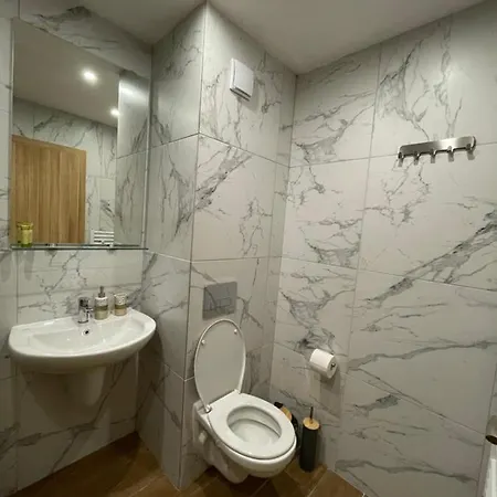 Gardens - E 27 Borovets