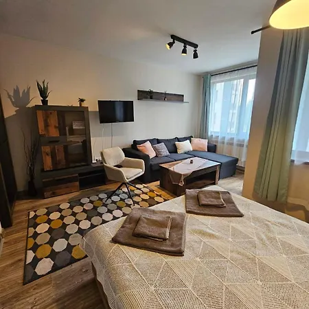 Aparthotel Bright & Cozy E27 In Gardens Borovec