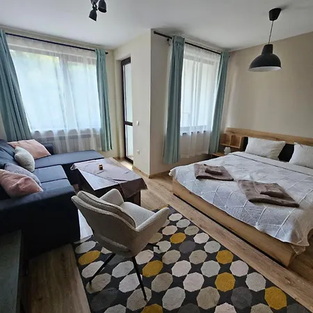 Bright & Cozy E27 In Gardens Aparthotel